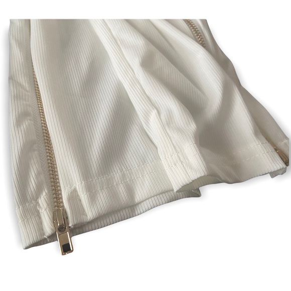 🤐 Zippered Women’s Leggings - Picture 7 of 10